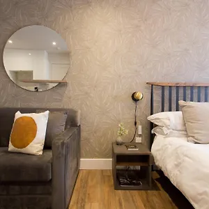 scandinavian-studio-with-full-kitchen-and-bath-by-den-stays.hotels-in-montreal.org/